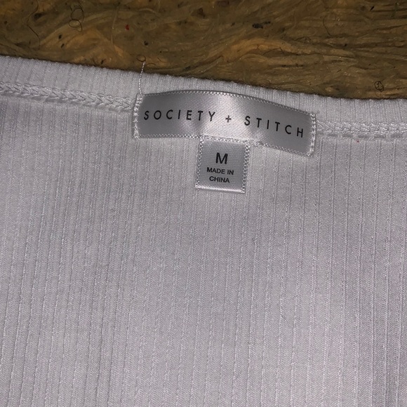 Literally new! It is cropped. Cute lace detail with fake buttons. - Picture 2 of 3